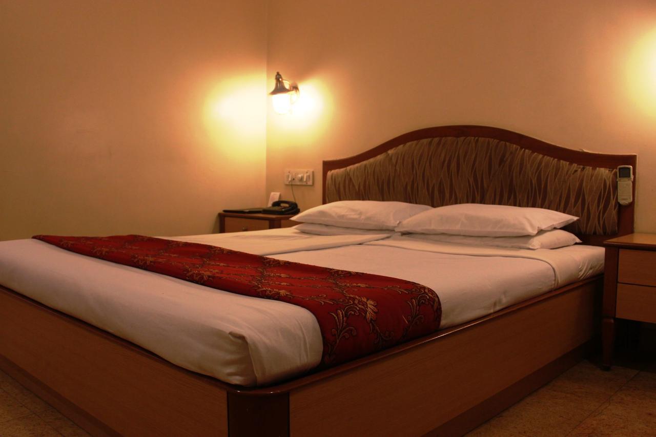The Samrat Hotel Near Pune Railway Station Exterior foto