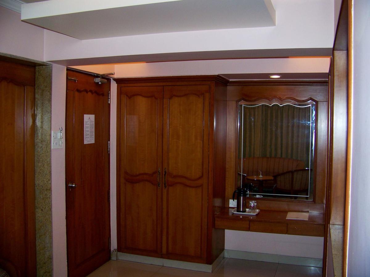 The Samrat Hotel Near Pune Railway Station Exterior foto