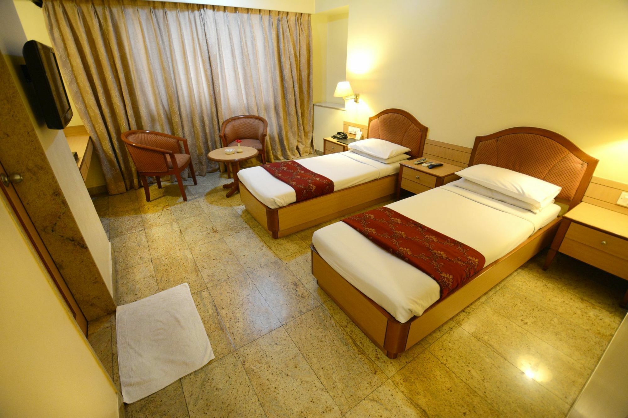 The Samrat Hotel Near Pune Railway Station Exterior foto
